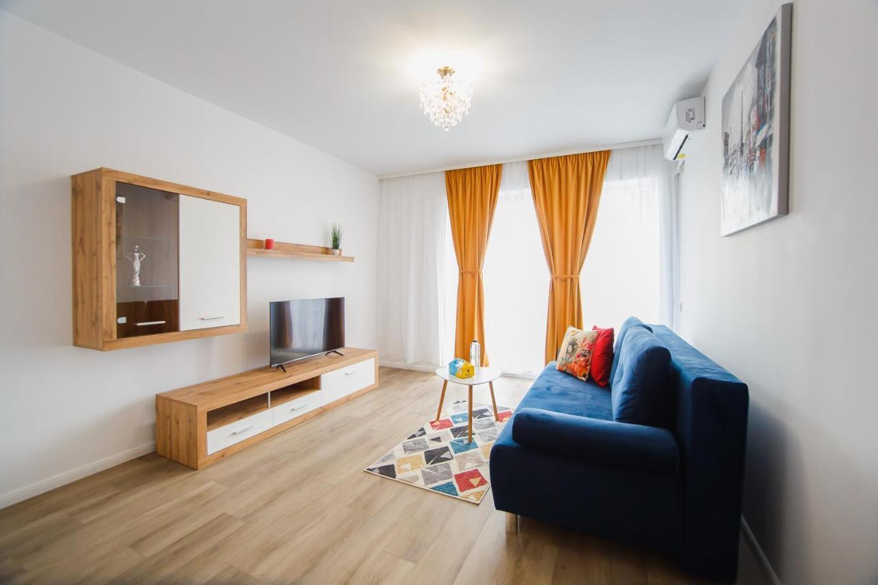Trio Orange Lägenhet Oradea Exteriör bild